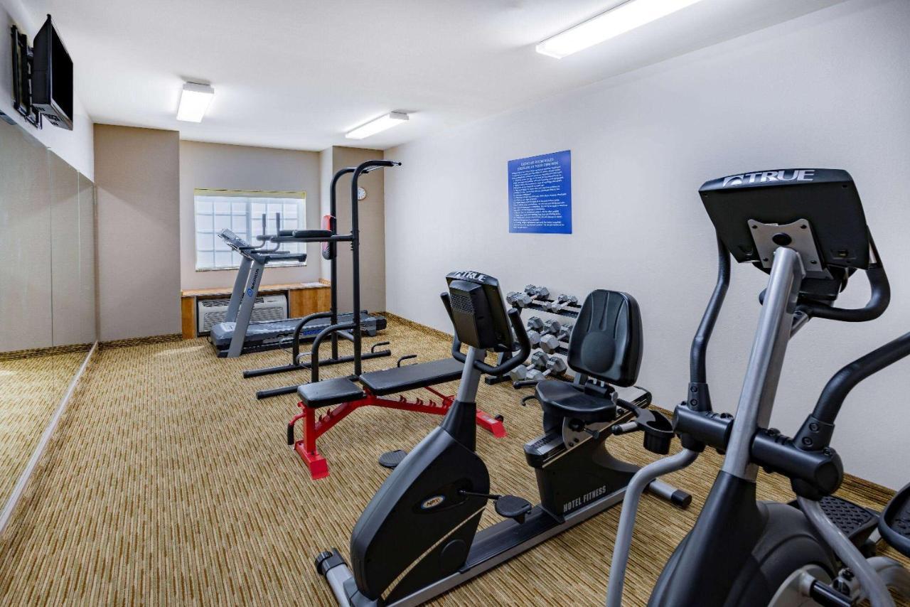 Microtel Inn & Suites By Wyndham Johnstown Екстериор снимка
