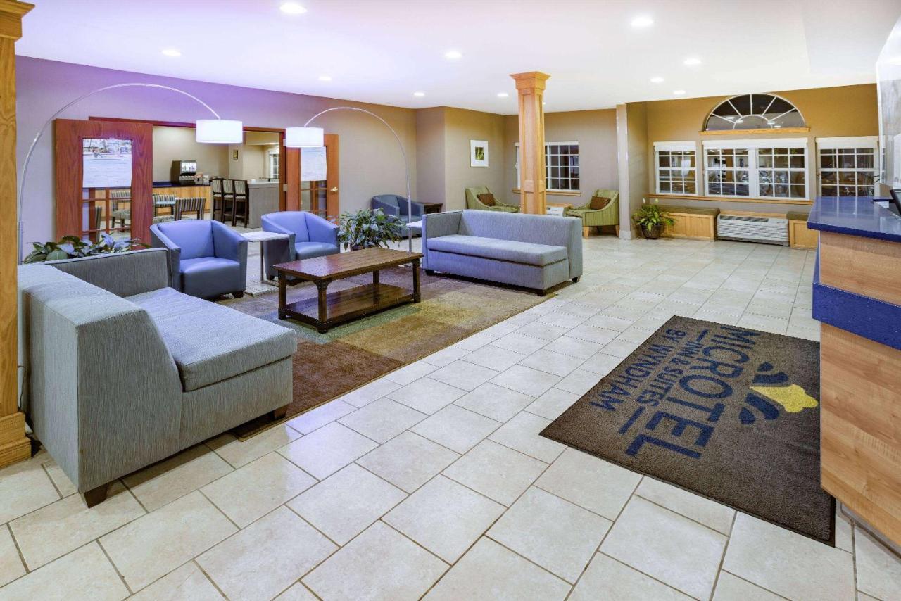 Microtel Inn & Suites By Wyndham Johnstown Екстериор снимка