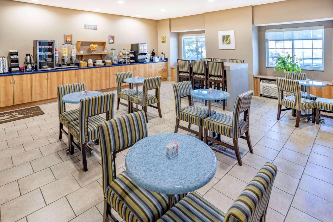 Microtel Inn & Suites By Wyndham Johnstown Екстериор снимка